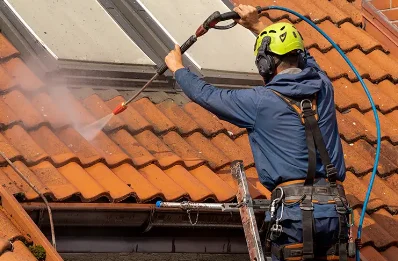 Démoussage et hydrofuge de toiture à Épiais