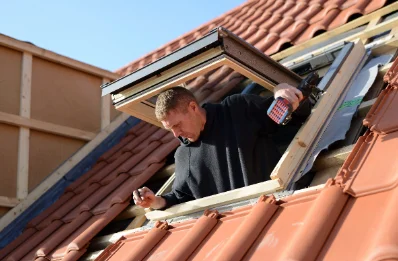 Pose de fenêtres de toit Velux à Épiais